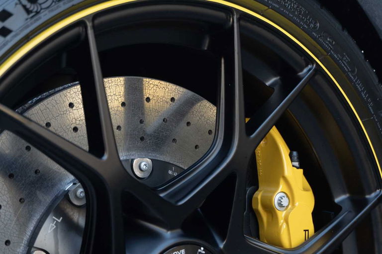 Porsche 718 Spyder RS
