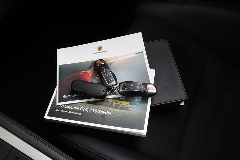 Porsche 718 Spyder