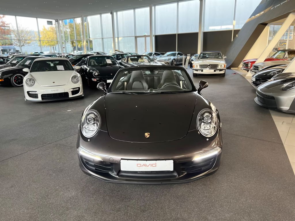 Porsche 991 Carrera 4