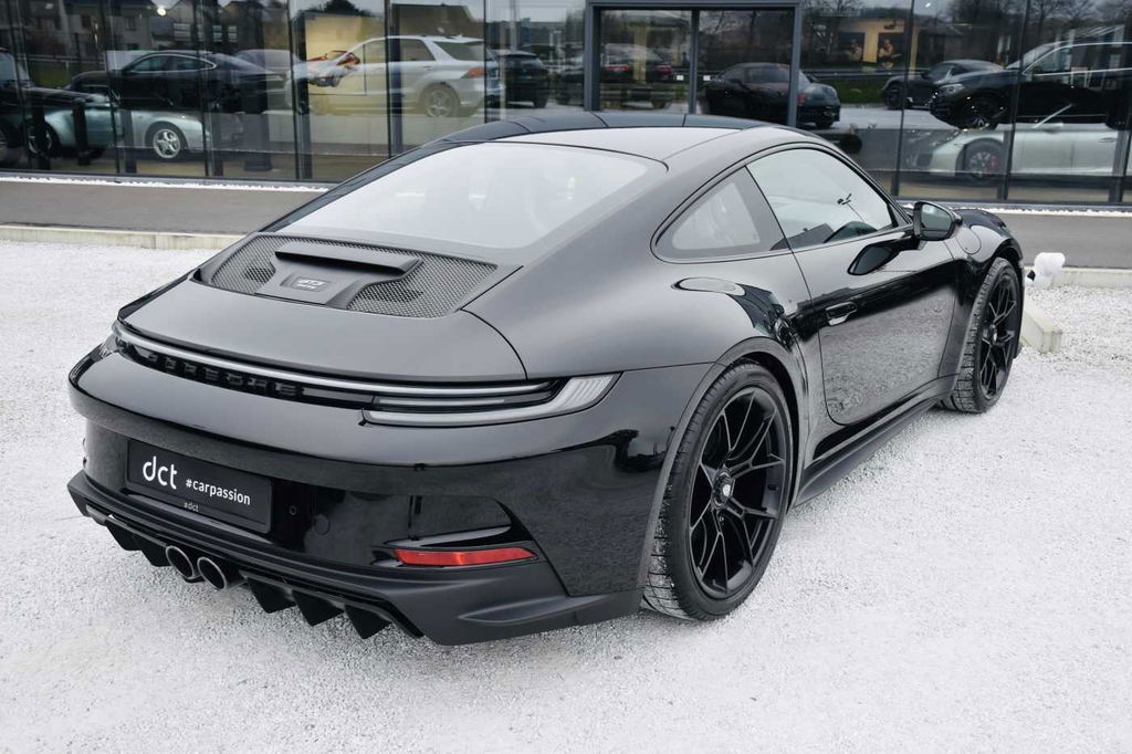 Porsche 992 GT3 Touring