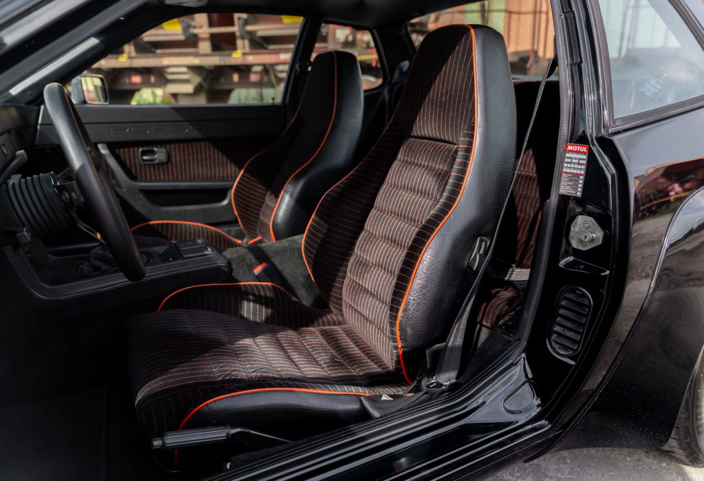 Porsche 924 Carrera GT