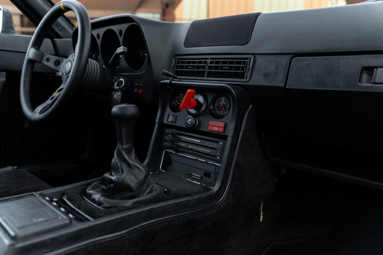 Porsche 924 Carrera GT