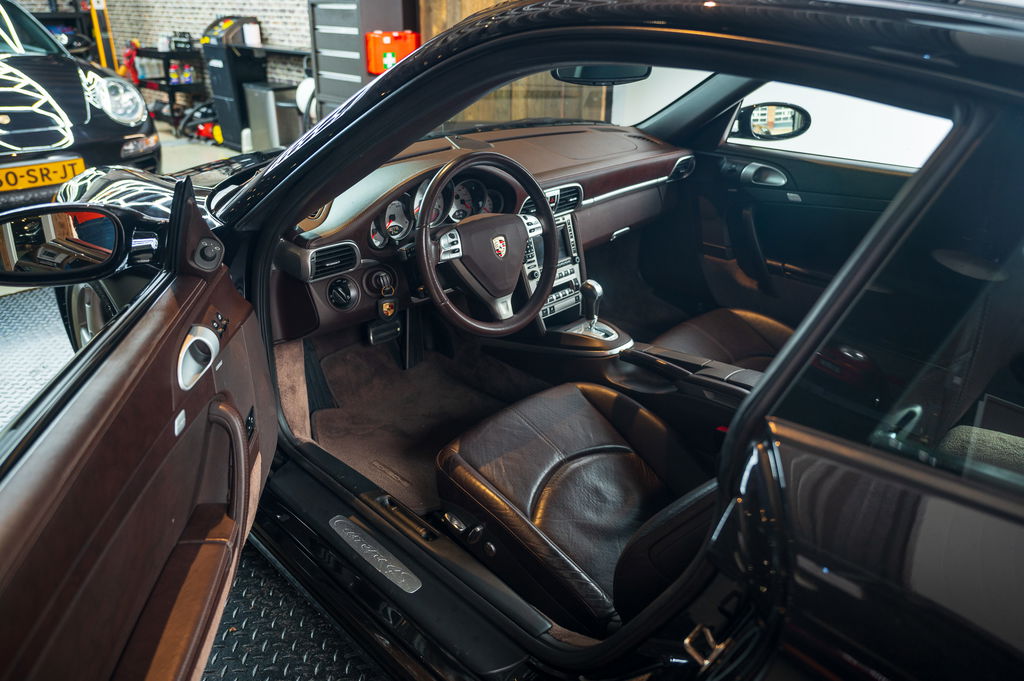 Porsche 997 Carrera 4S