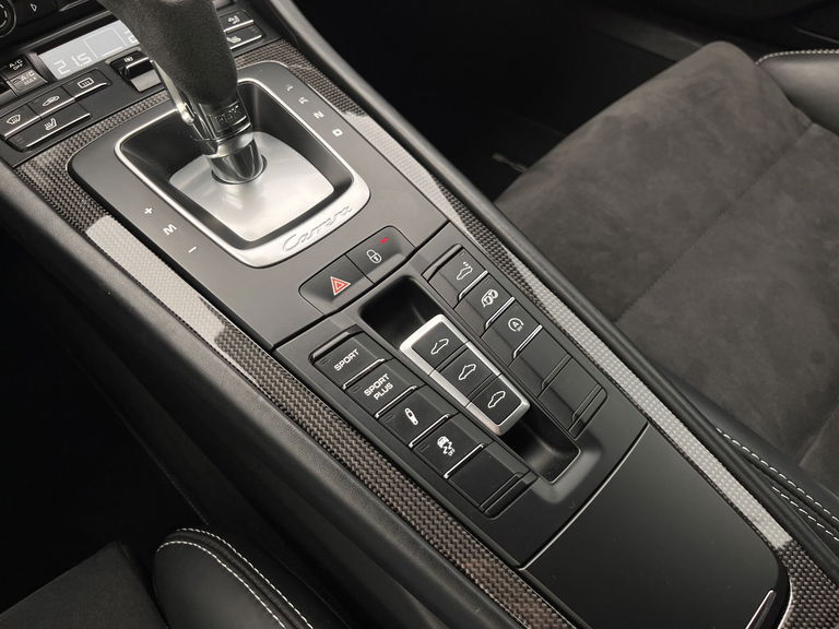 Porsche 991 Carrera GTS