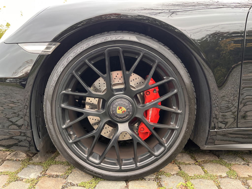 Porsche 991 Carrera GTS