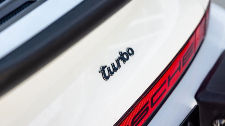 Porsche 911 Turbo 3.3 (US)