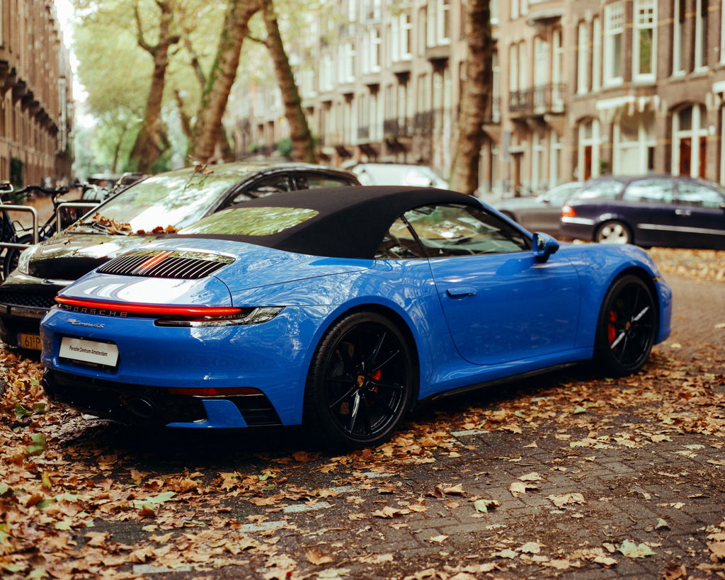 Porsche 992 Carrera 4S