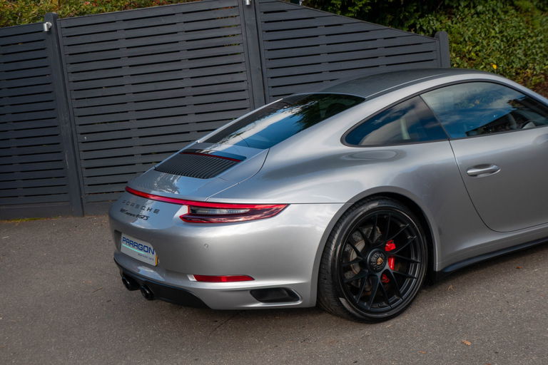 Porsche 991.2 Carrera 4 GTS