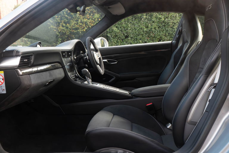 Porsche 991.2 Carrera 4 GTS