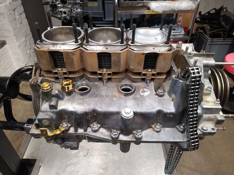 Porsche 964 Carrera 4