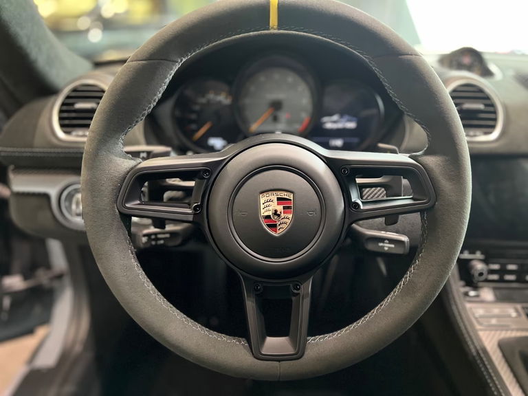 Porsche 718 Spyder RS