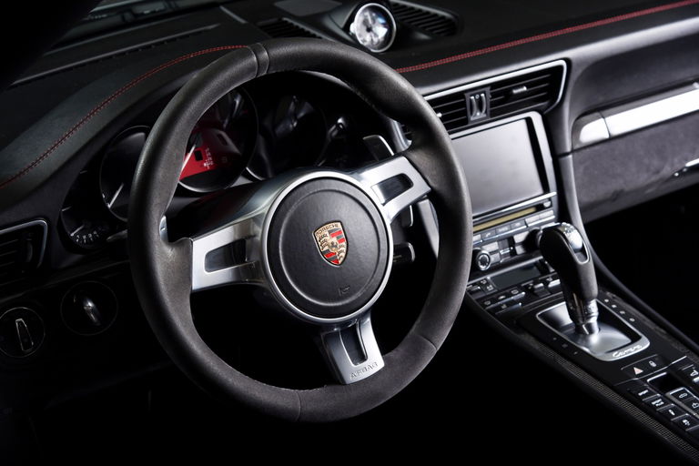 Porsche 991 Carrera GTS