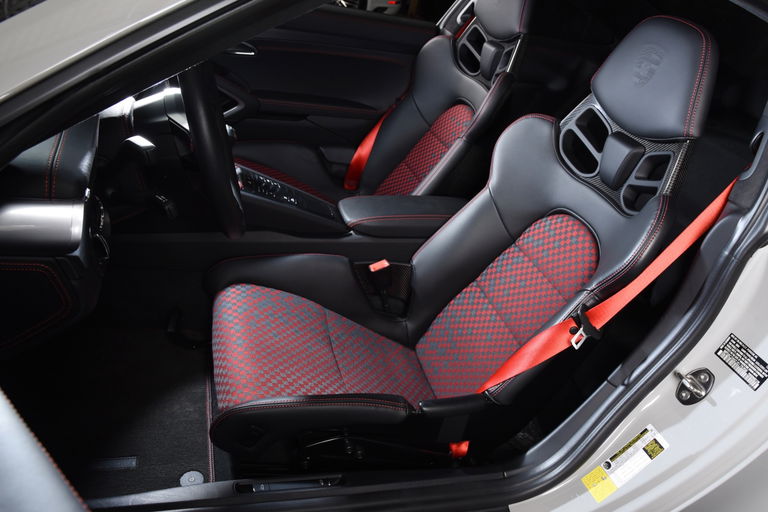 Porsche 991 GT3 Touring