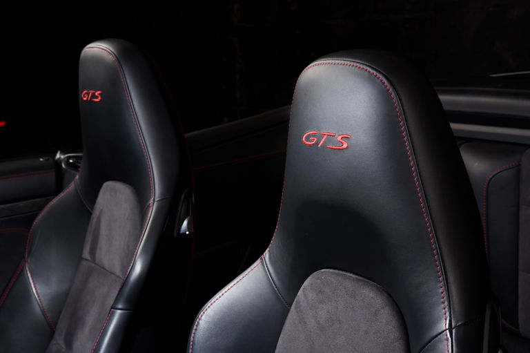 Porsche 991 Carrera GTS