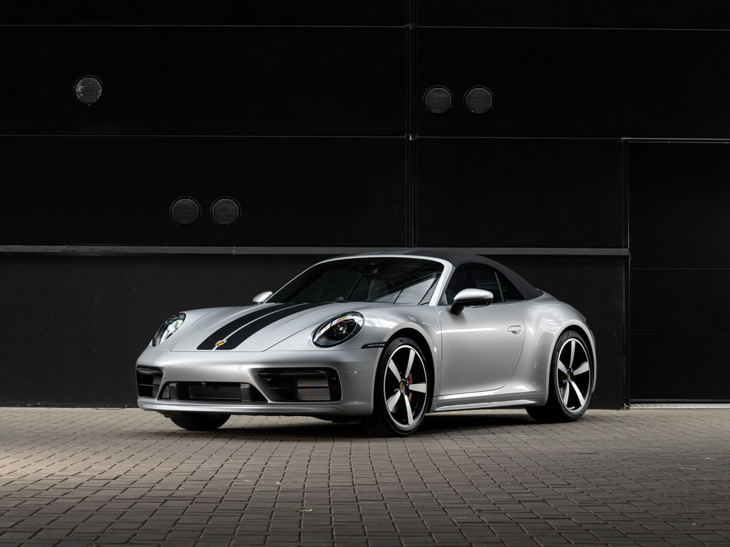 Porsche 992 Carrera 4S