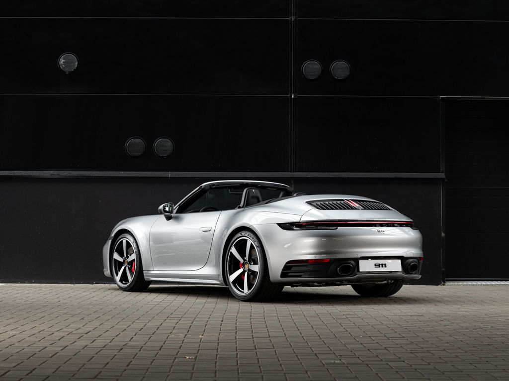 Porsche 992 Carrera 4S