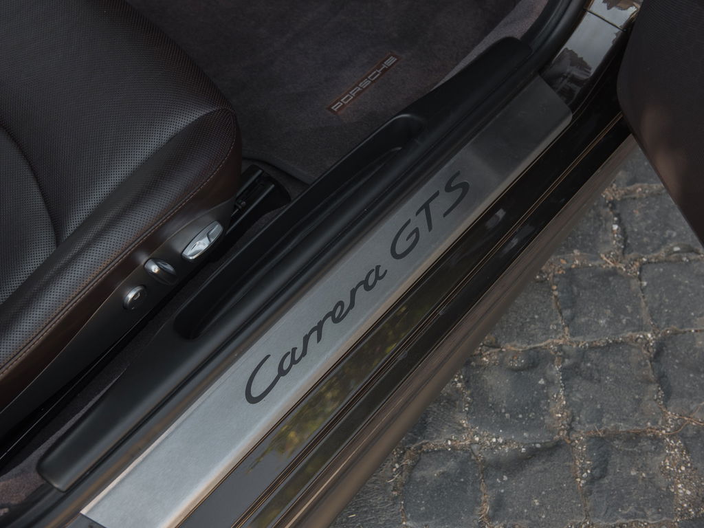 Porsche 997.2 Carrera GTS