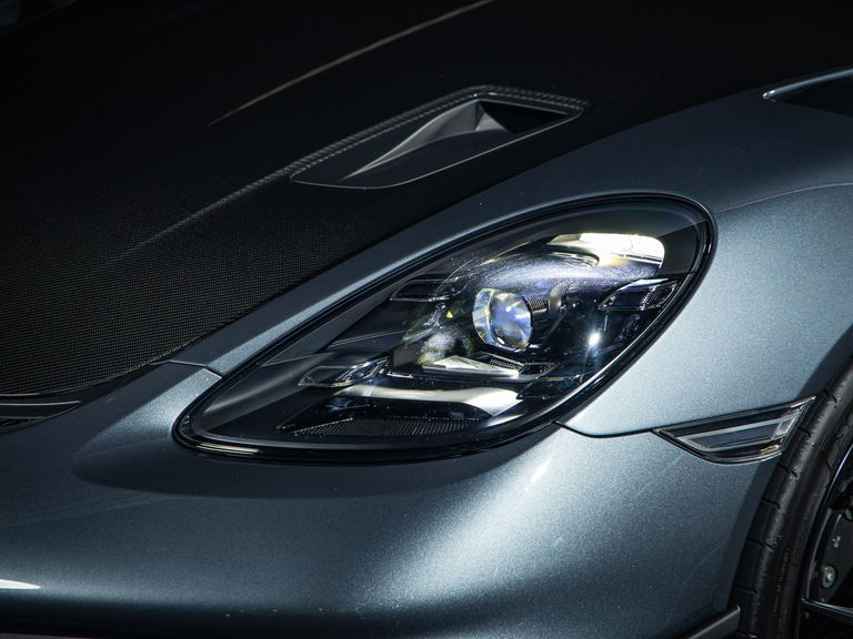 Porsche 718 Spyder RS