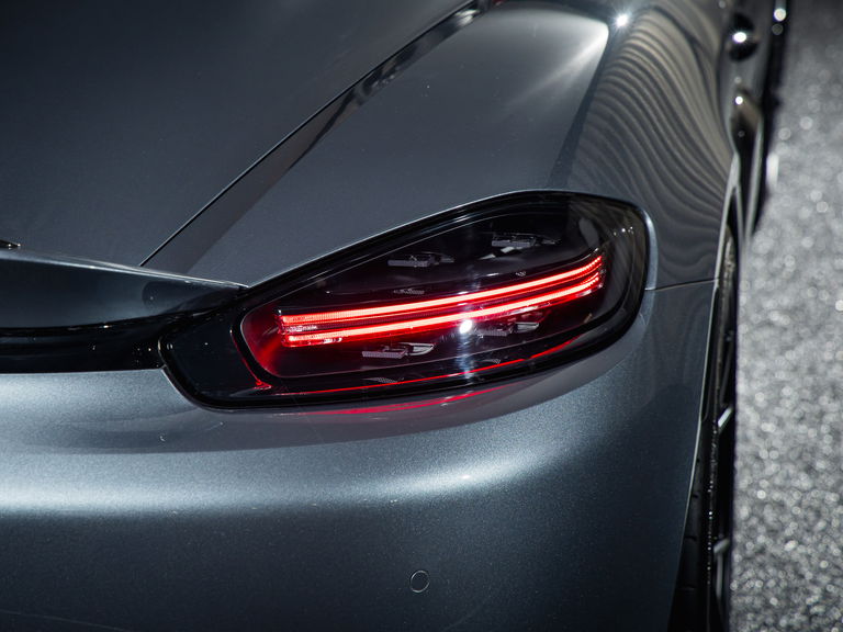 Porsche 718 Spyder RS