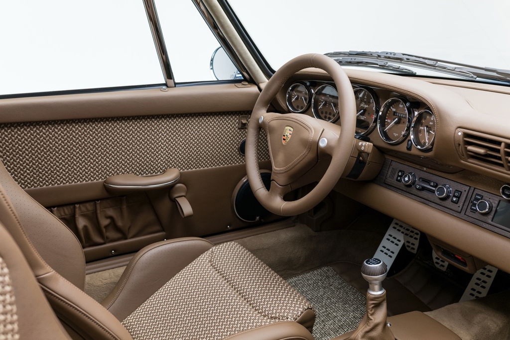 Porsche 911 Backdate