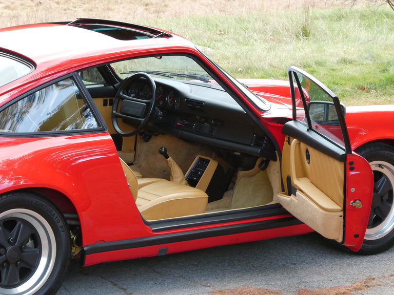 Porsche 911 Carrera 3.2