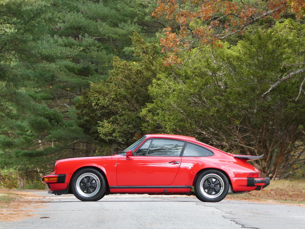 Porsche 911 Carrera 3.2