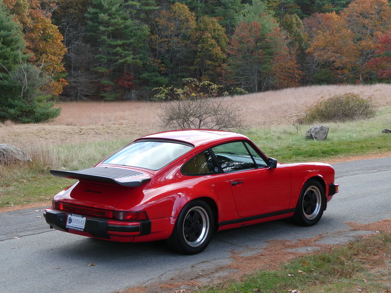 Porsche 911 Carrera 3.2