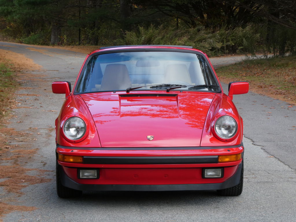 Porsche 911 Carrera 3.2