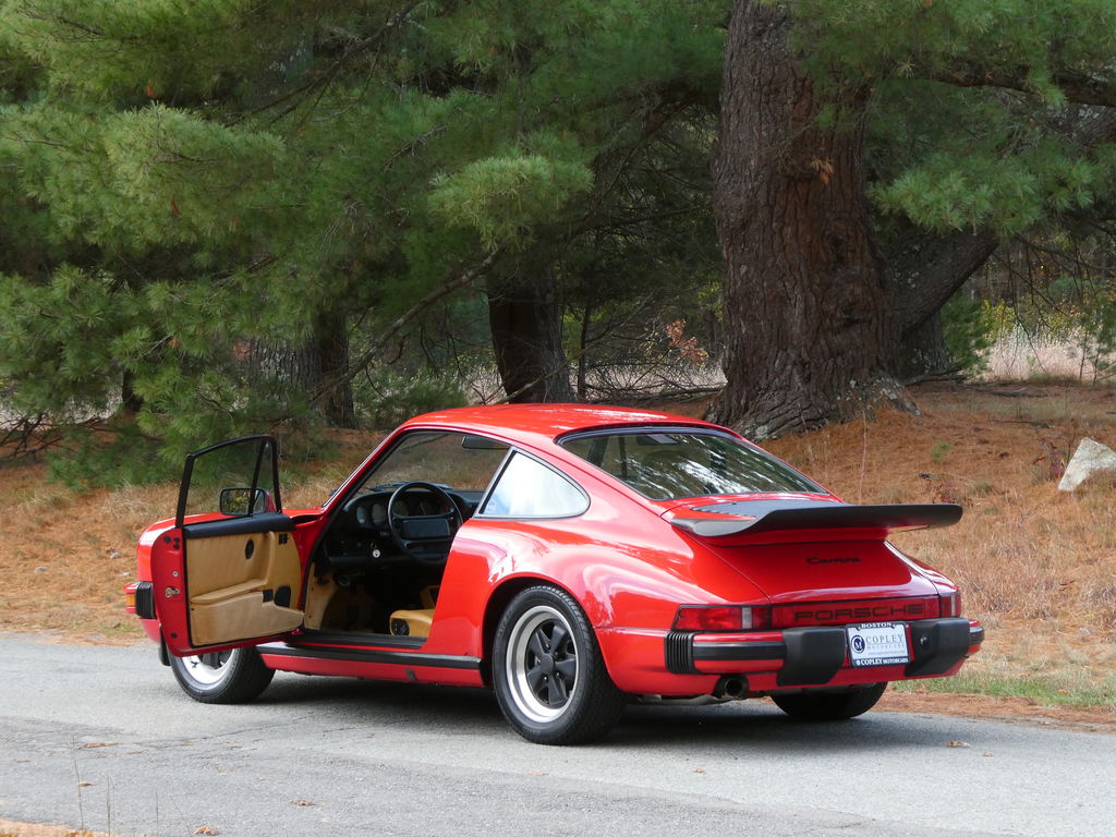 Porsche 911 Carrera 3.2