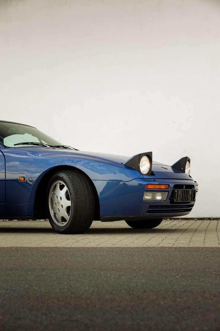 Porsche 944 Turbo Cabriolet