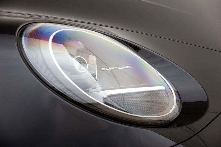 Porsche 992 Carrera T