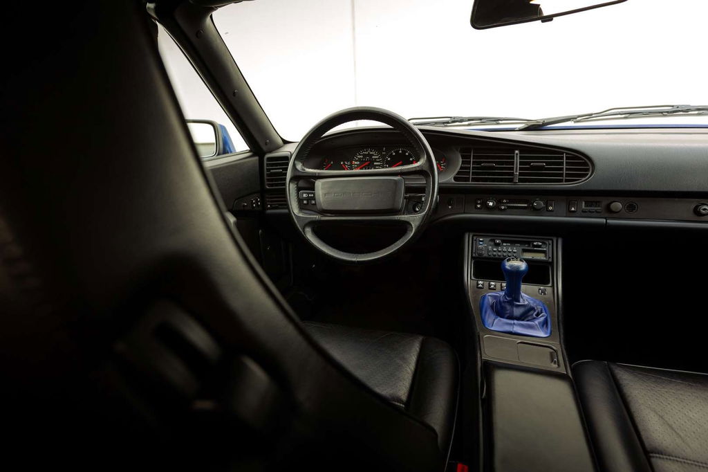 Porsche 944 Turbo Cabriolet