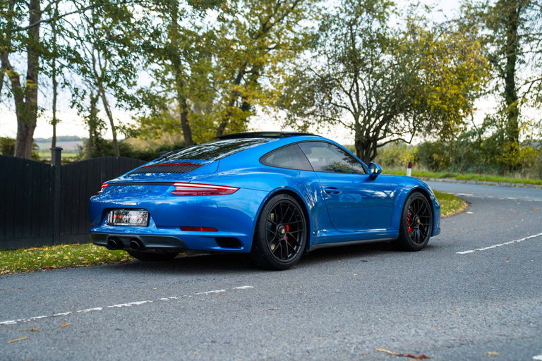 Porsche 991.2 Carrera GTS