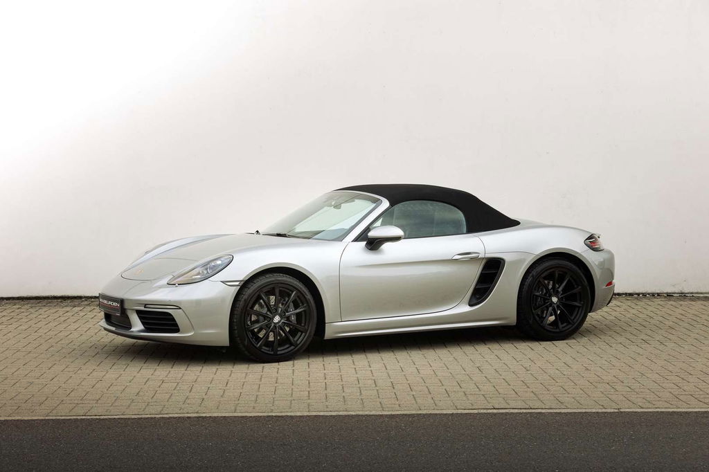 Porsche 718 Boxster