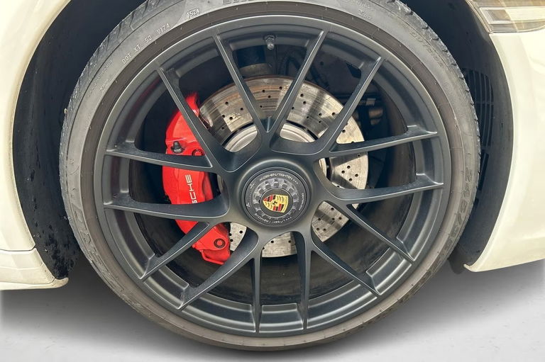 Porsche 991.2 Carrera 4 GTS