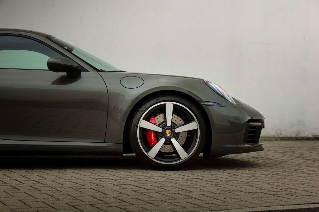 Porsche 992 Carrera S