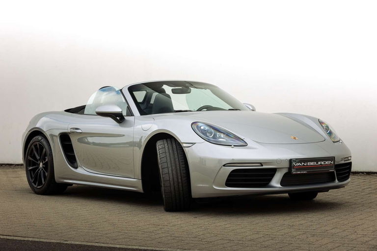 Porsche 718 Boxster