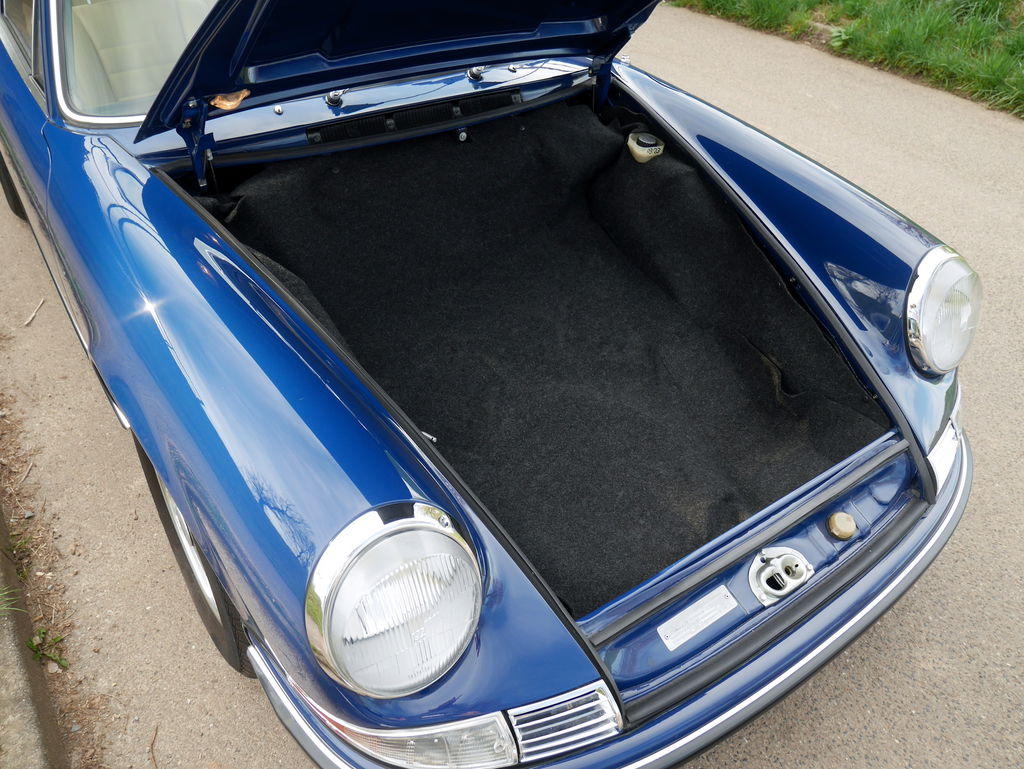 Porsche 911 S (F-Modell)