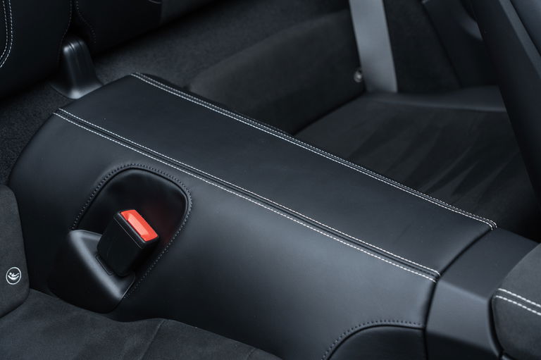 Porsche 992 Carrera 4 GTS