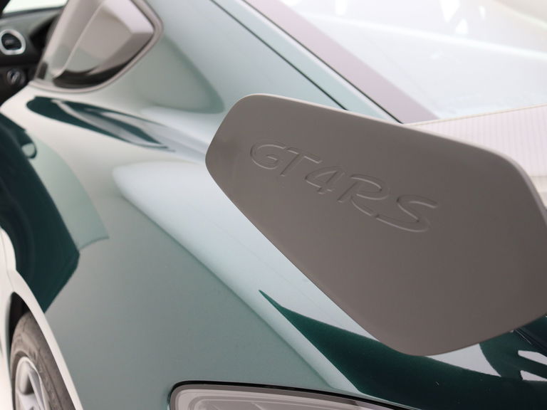 Porsche 718 Cayman GT4 RS