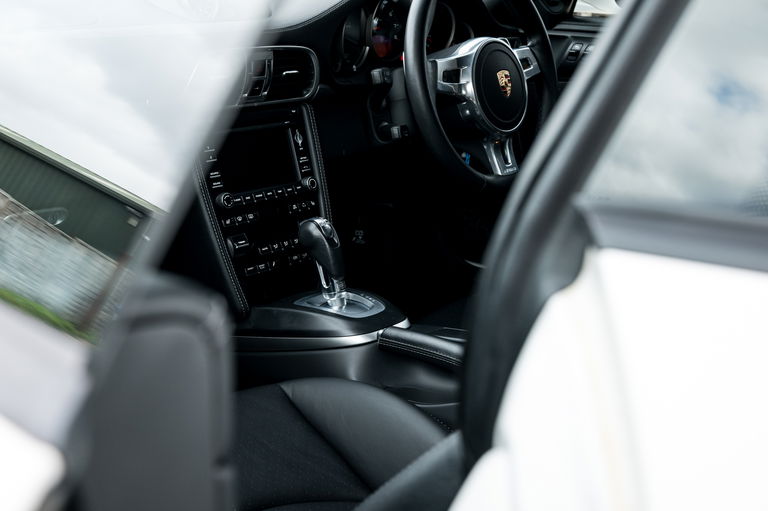 Porsche 997.2 Carrera GTS