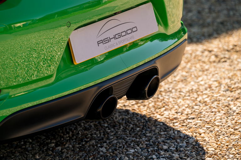 Porsche 991.2 Carrera GTS