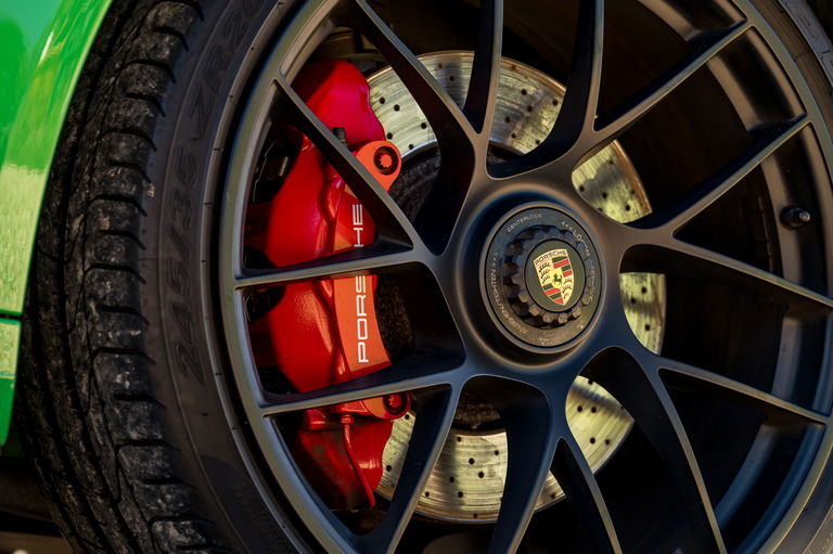 Porsche 991.2 Carrera GTS