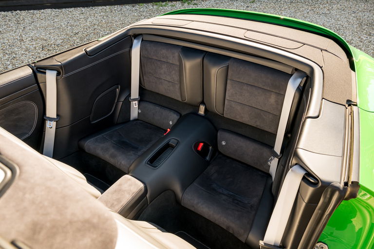 Porsche 991.2 Carrera GTS