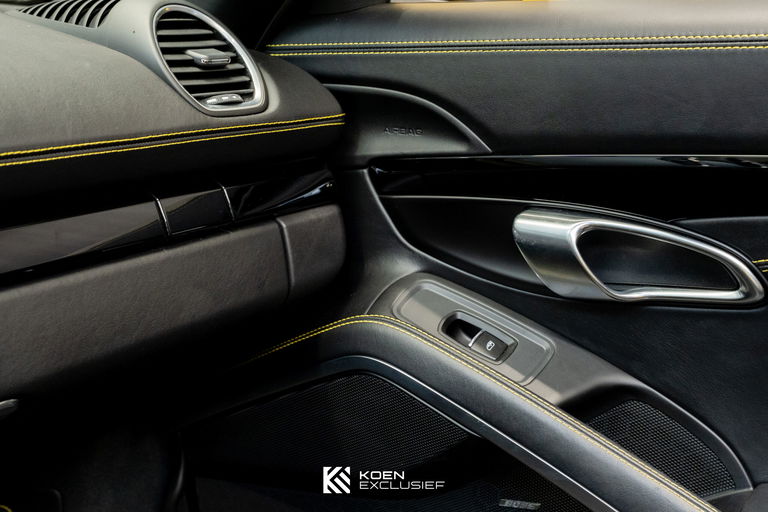 Porsche 718 Boxster S