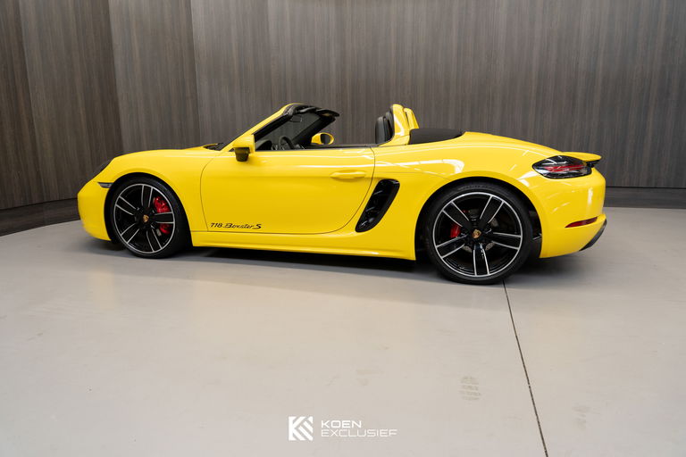 Porsche 718 Boxster S