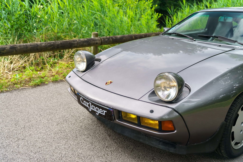 Porsche 928 S