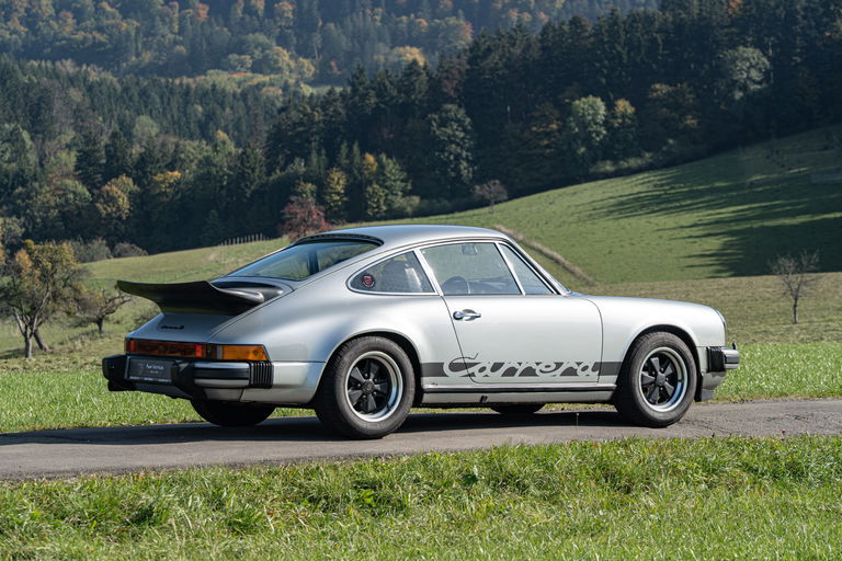 Porsche 911 Carrera 3.0