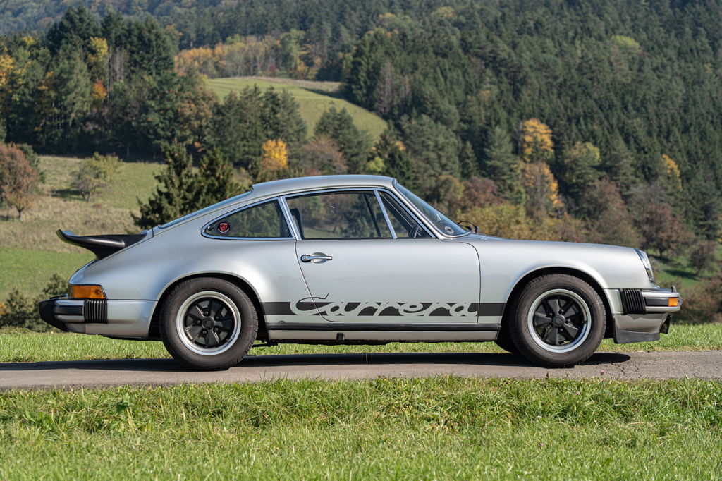 Porsche 911 Carrera 3.0