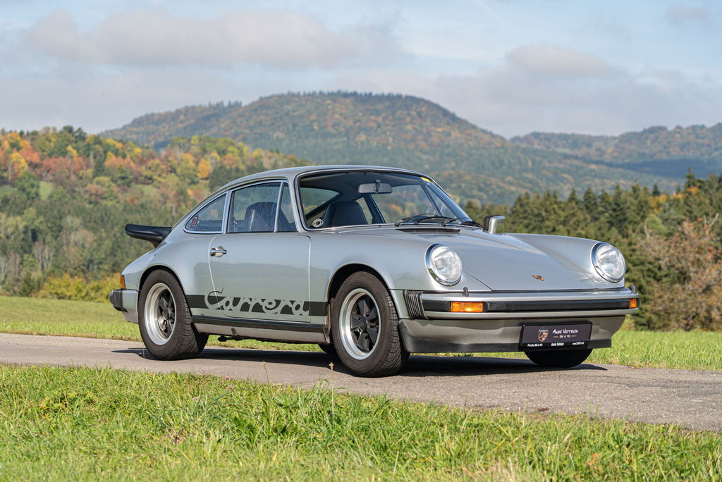 Porsche 911 Carrera 3.0